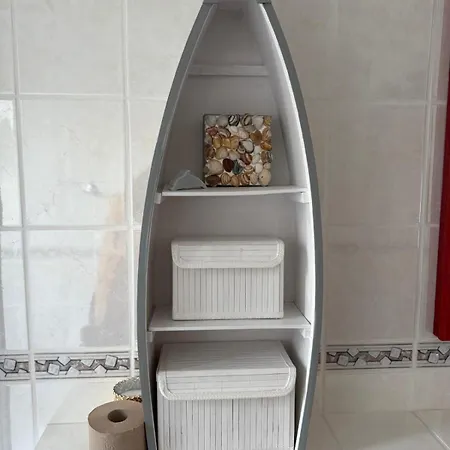 Nostalgischen Ort Der Ruhe דירה שוולם